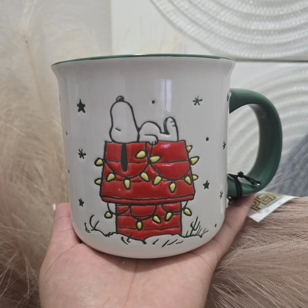 Peanuts Mug with Green Handle and Star Accents